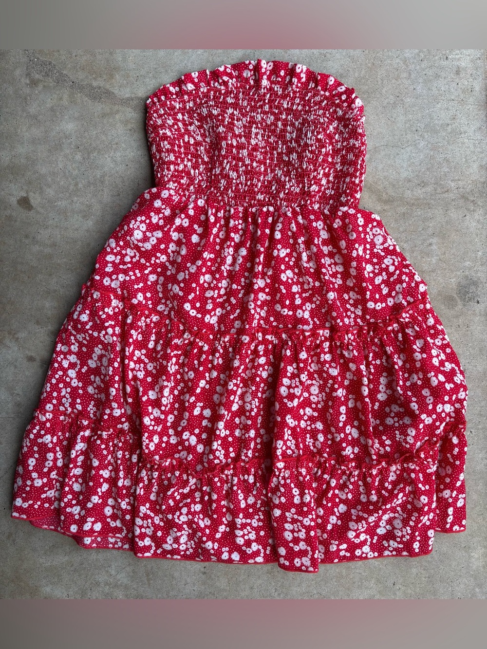 SHEIN Red Floral Strapless Tiered Dress